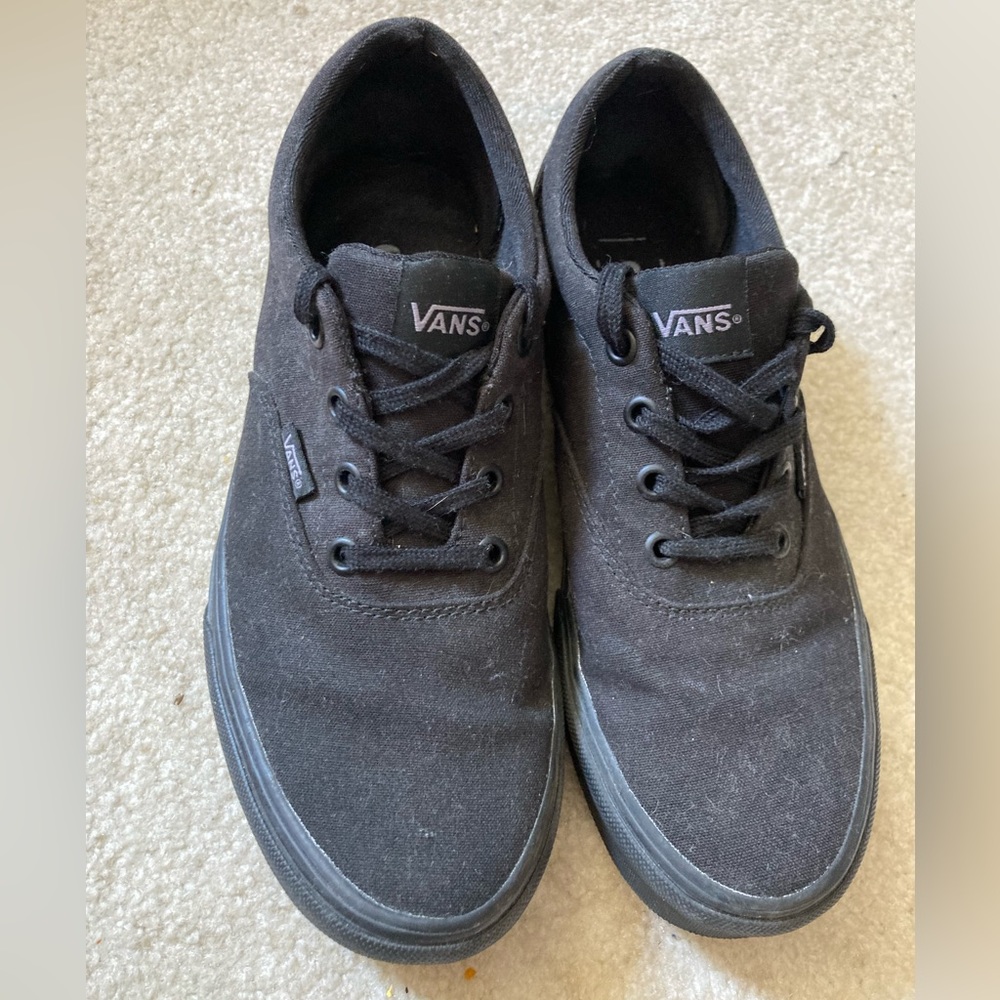 Vans era all black